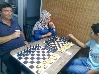 9 Eylül Satranç Kulübü &amp; Efes Art Sanat Merkezi Geleneksel Dostluk Turnuvası Yapıldı - fotoğraf