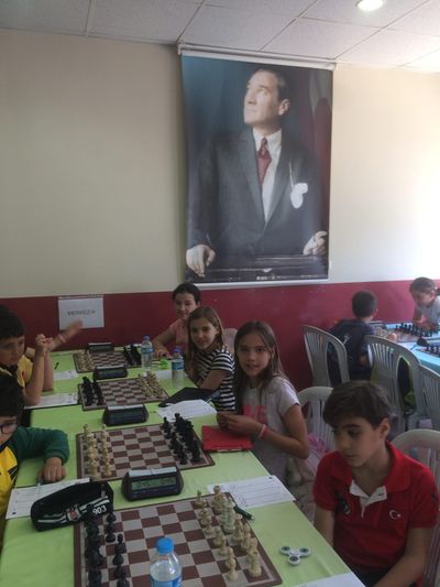 9 Eylül Satranç d4 Takımımız Grubunda Üçüncü Oldu - fotoğraf