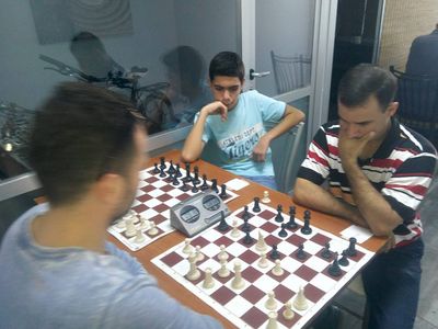 9 Eylül Satranç Kulübü &amp; Efes Art Sanat Merkezi Geleneksel Dostluk Turnuvası Yapıldı - fotoğraf