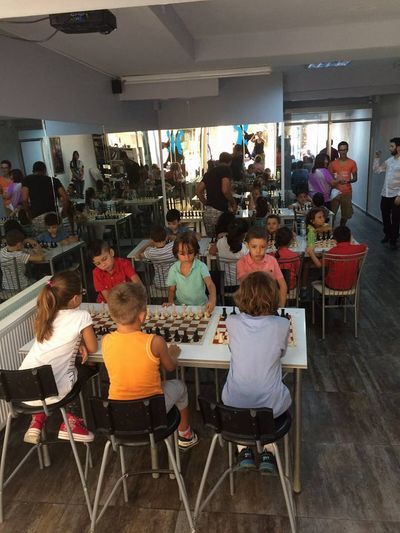 9 Eylül Satranç Kulübü &amp; Efes Art Sanat Merkezi Geleneksel Dostluk Turnuvası Yapıldı - fotoğraf
