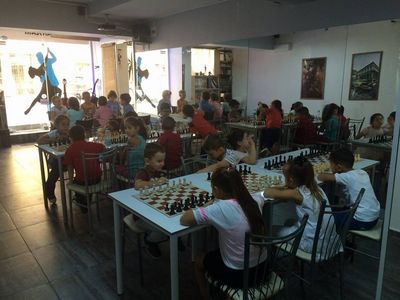 9 Eylül Satranç Kulübü &amp; Efes Art Sanat Merkezi Geleneksel Dostluk Turnuvası Yapıldı - fotoğraf