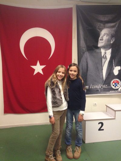 Yağmur Özvardar İzmir 9 Yaş Kızlarda İzmir Beşincisi Oldu - fotoğraf