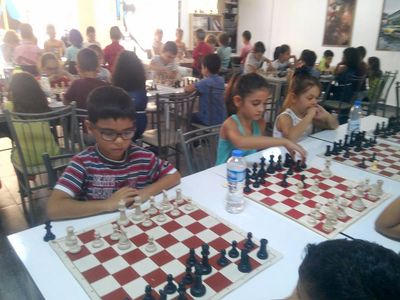9 Eylül Satranç Kulübü &amp; Efes Art Sanat Merkezi Geleneksel Dostluk Turnuvası Yapıldı - fotoğraf
