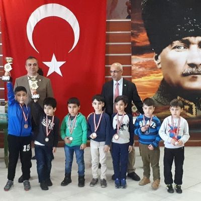 Alişan Alaşahin Kupa Kaldırdı - fotoğraf