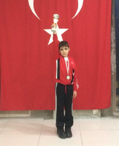 Palmiye Satranç Turnuvası'nda Poyraz Özvardar İkinci Oldu
