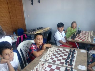 9 Eylül Satranç Kulübü &amp; Efes Art Sanat Merkezi Geleneksel Dostluk Turnuvası Yapıldı - fotoğraf